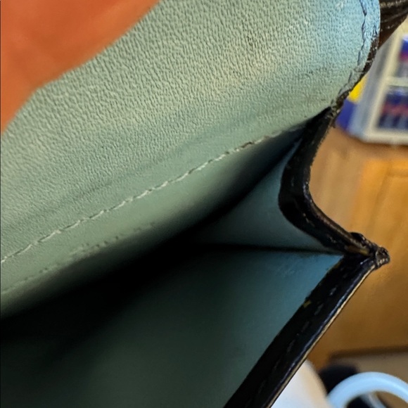 Louis Vuitton Lafayette Vernis Streetwear leather buckled bracelet cuff TH0968 - Picture 11 of 16